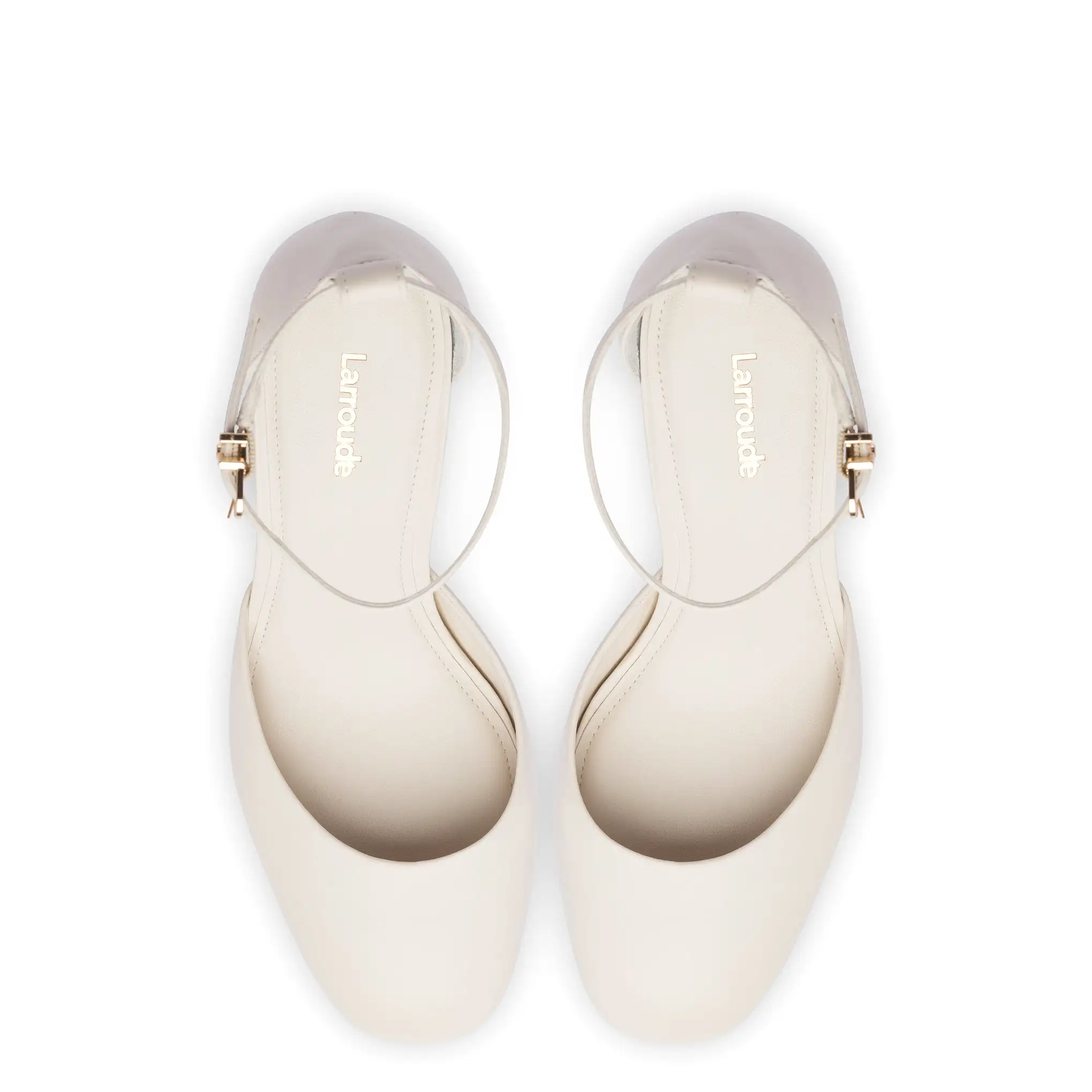 Ari Pump In Ivory Leather