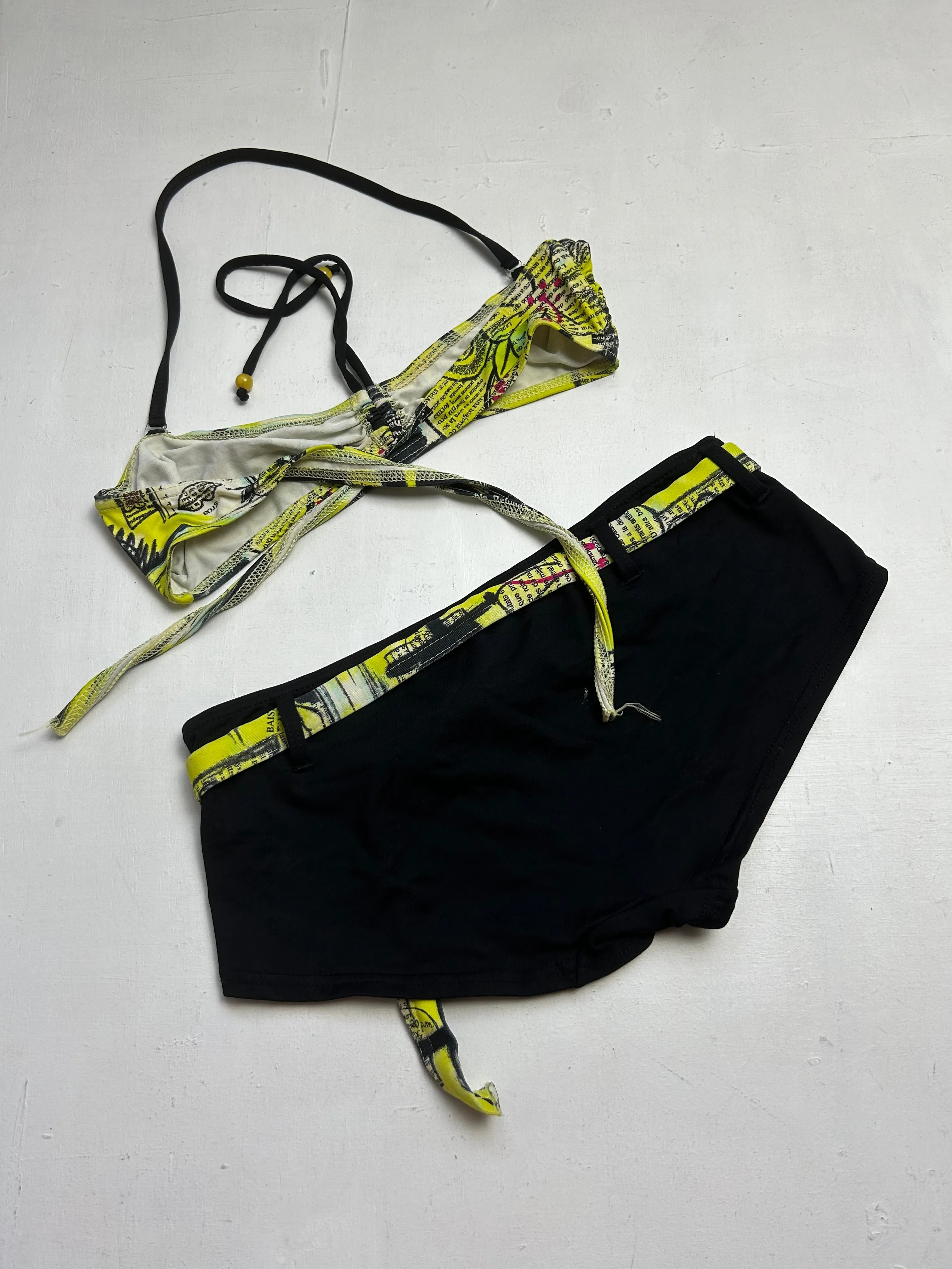 Black & yellow low rise belt shorty y2k vintage adjustable bikini set (M)