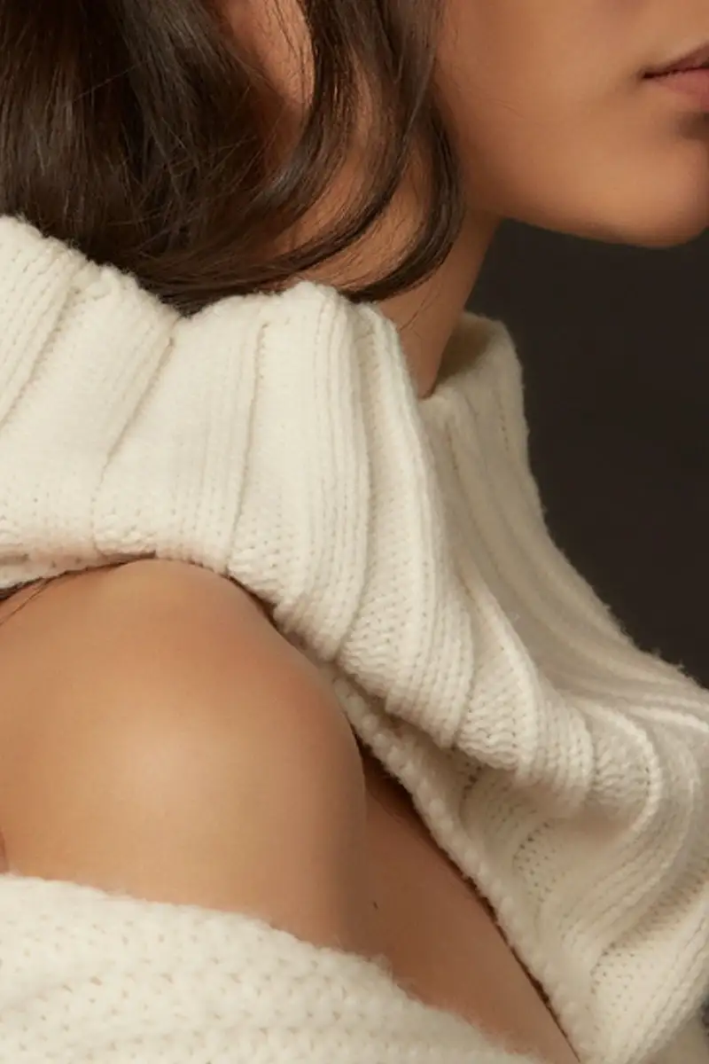 Cashmere Blend Collar in Raffia