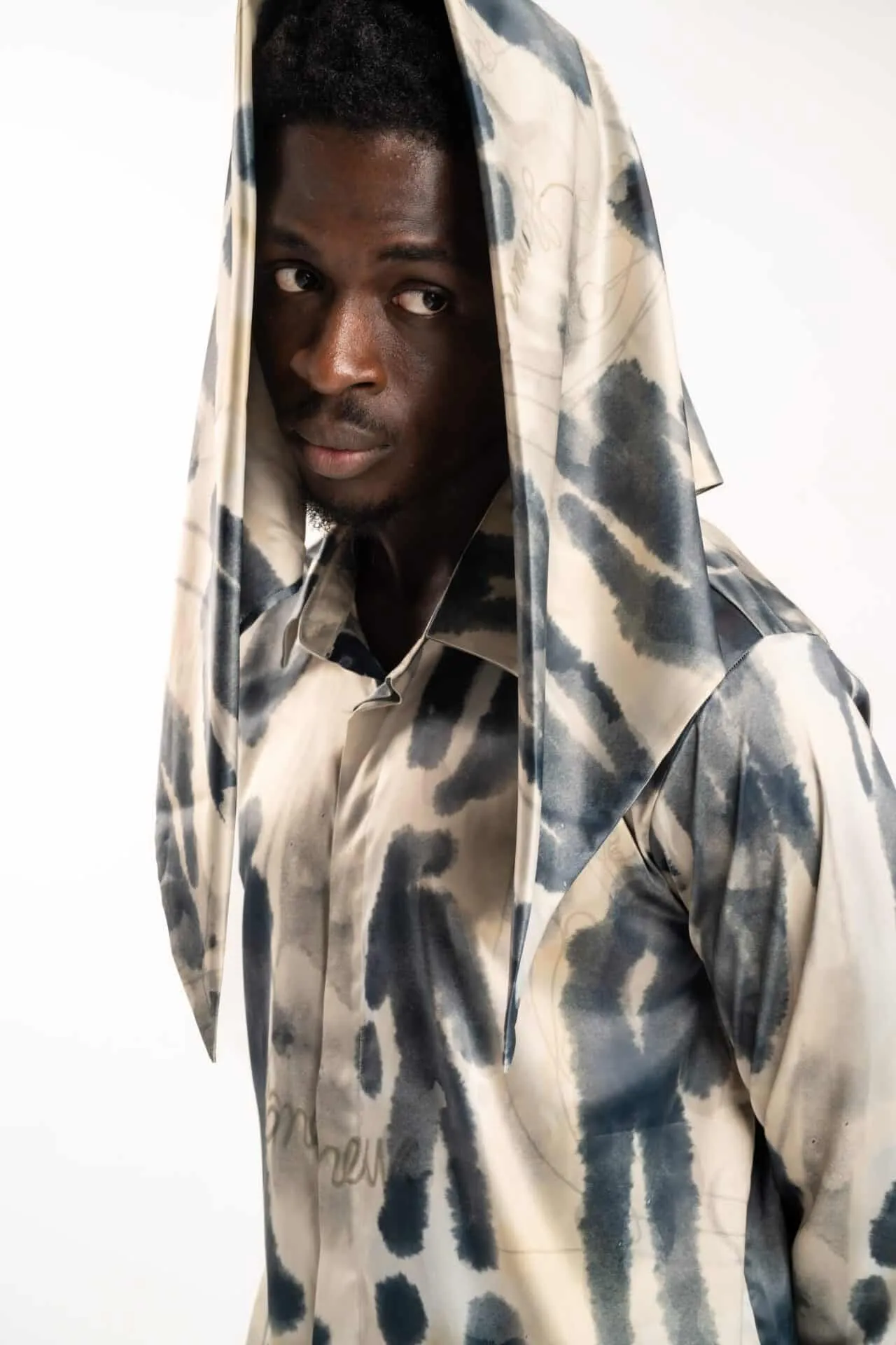 Flaneur Characters Silk Hooded Shirt Ecru F13053