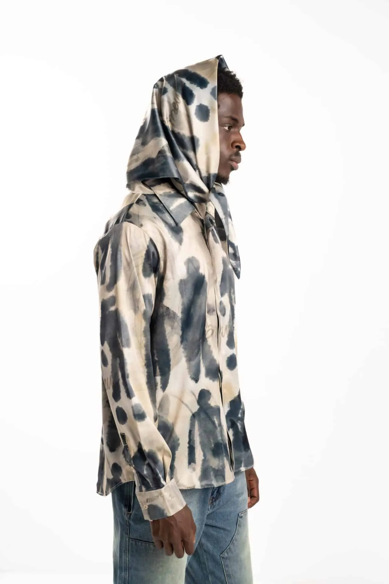 Flaneur Characters Silk Hooded Shirt Ecru F13053