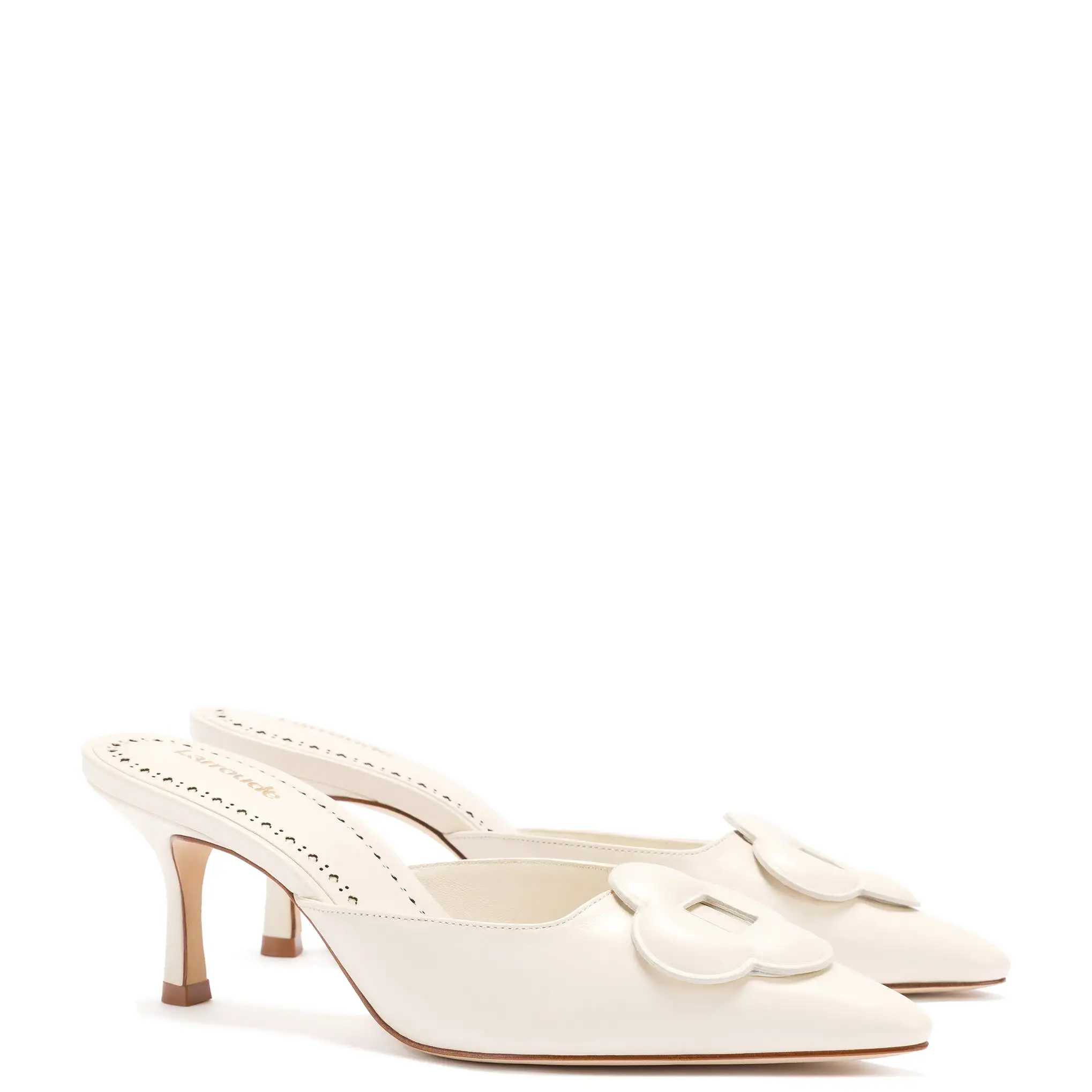 Flora Pump In Ivory Leather