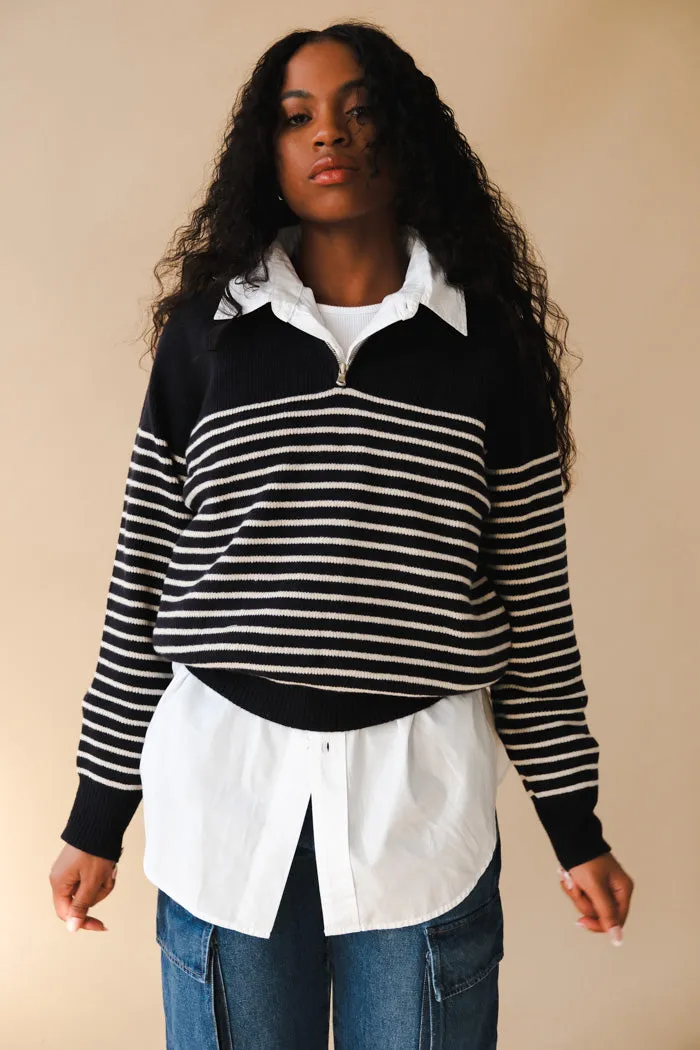 HALF ZIP-UP STRIPE KNIT