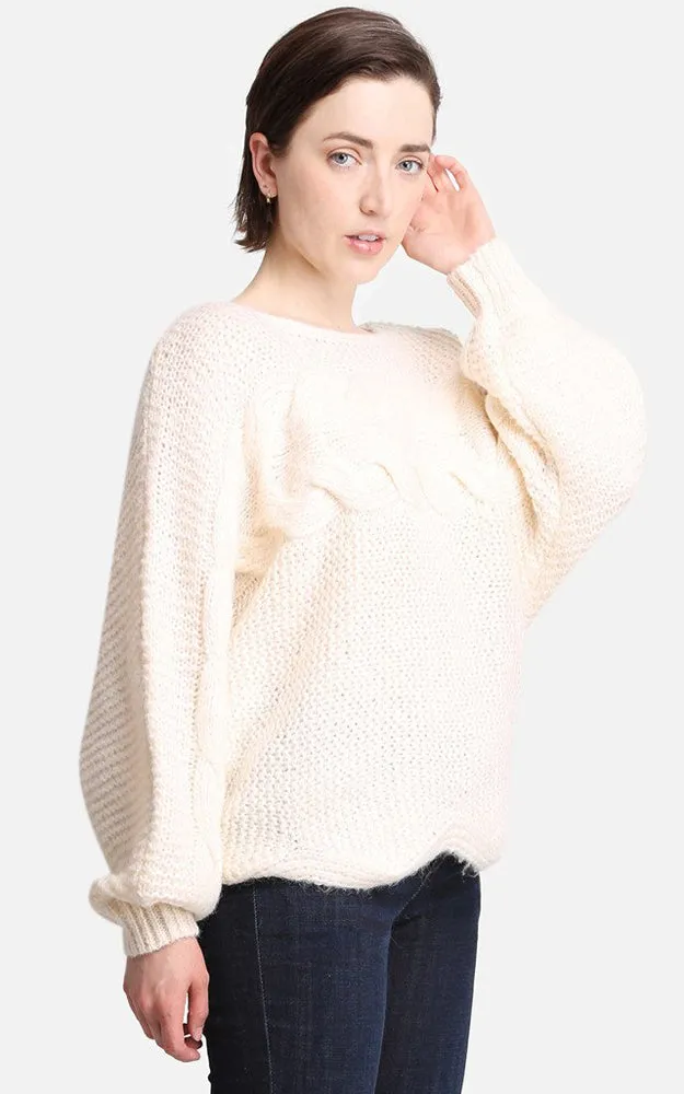 JP2195 Solid Color Horseshoe Cable Knitted Sweater