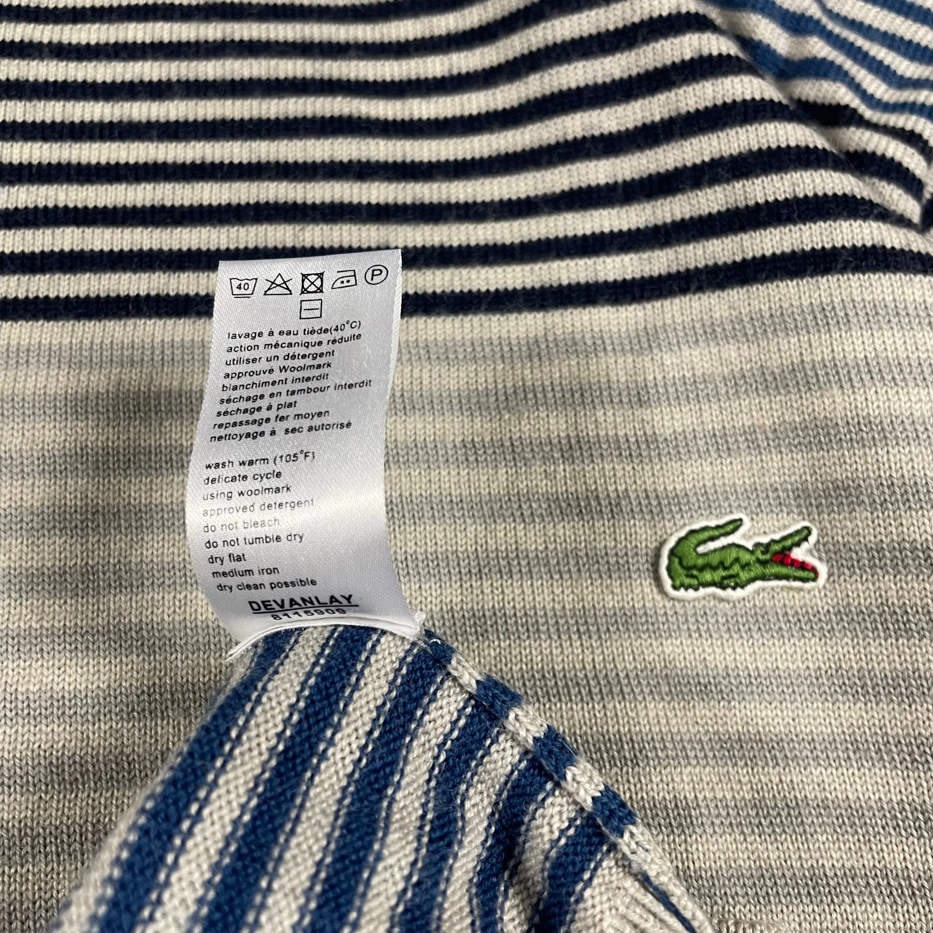 Lacoste Crewneck (L-XL)