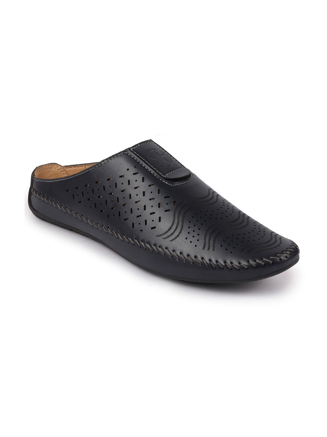 Men Black Ethnic Slip-On Juttis