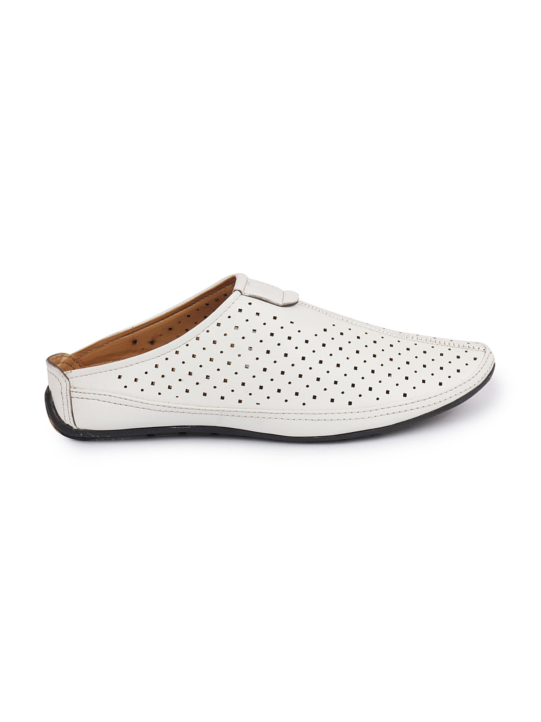 Men White Ethnic Wedding Party Back Open Slip On Juttis and Mojaris